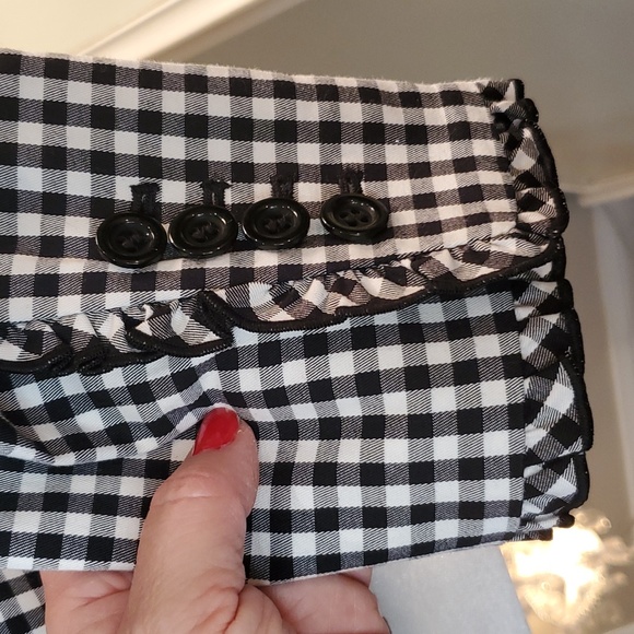 Ann Taylor ❤️NWT❤️ Size 8 Petite Black & White Check Blazer w/ Ruffled Wrists!❤️ - Picture 11 of 17